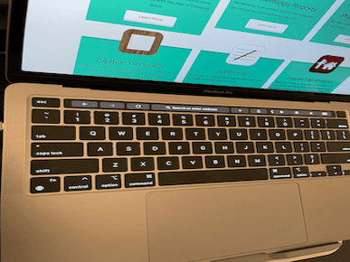 A picture of a Macbook Pro M1.