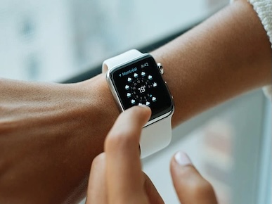 A picture of a smart watch.